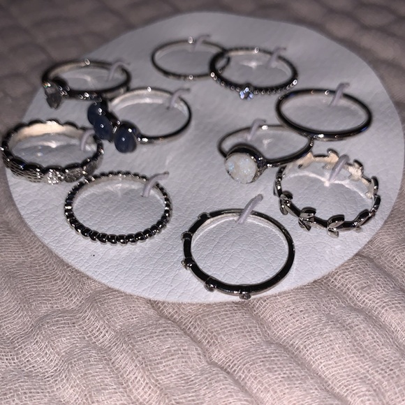 10 rings - Picture 4 of 6